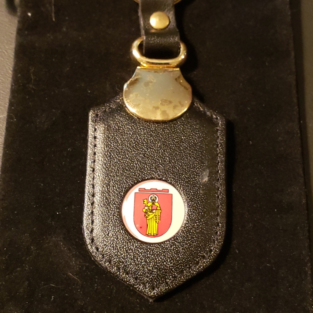 COPY - New vintage German keyring